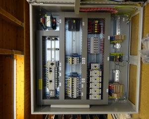 Control cabinet ECO UV600 4r4t